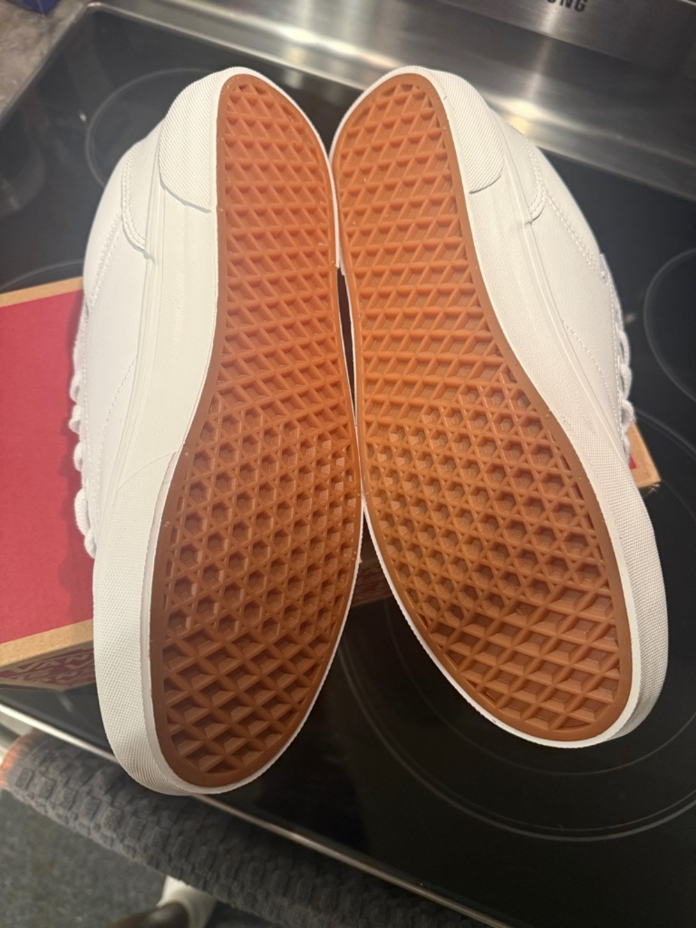 Vans Red and Kraft Cardboard Shoe Box - Picture 8 of 9